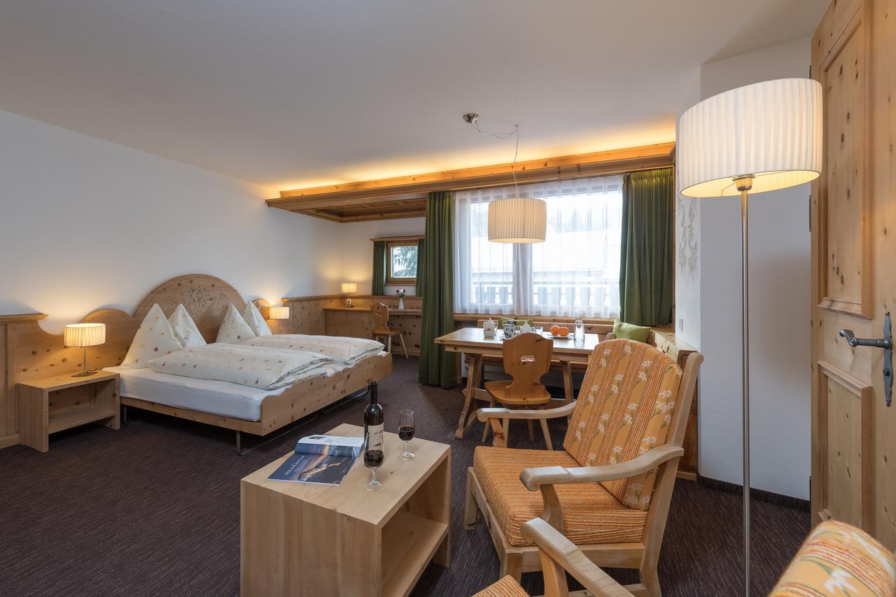 Hotel Seraina Sils-Maria Extérieur photo