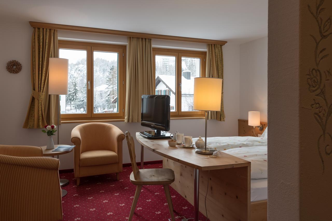 Hotel Seraina Sils-Maria Extérieur photo