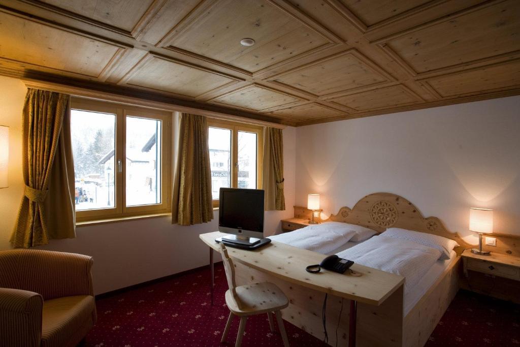Hotel Seraina Sils-Maria Extérieur photo